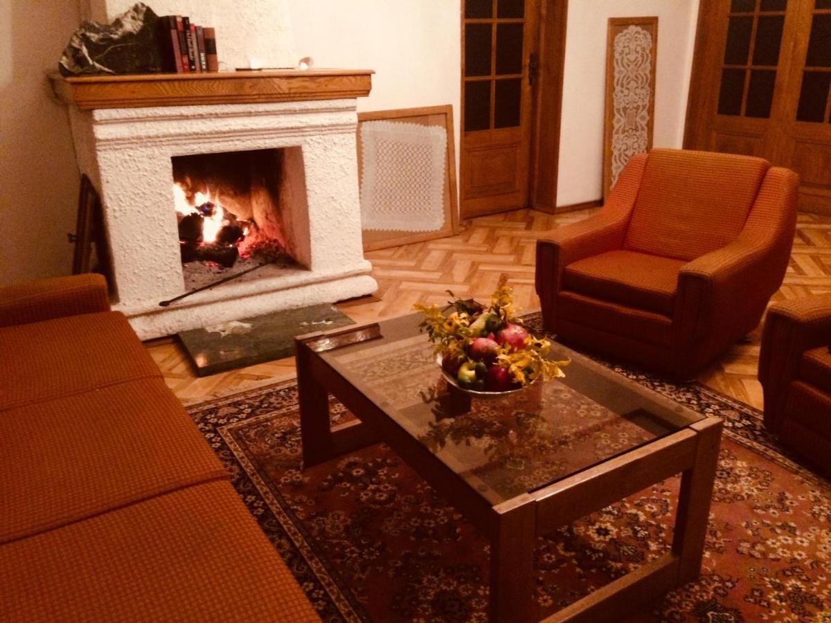 Green House Hotel Лагодехи Екстериор снимка